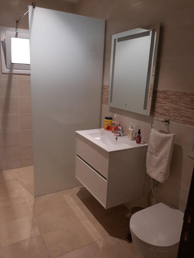 2 Bedroom Apartment-Mediterranean Type Paphos Eksteriør billede